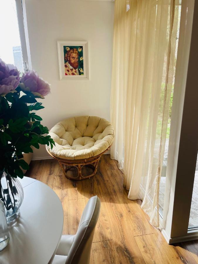 70M2 Romantic Living In The Old Town With Garden Bratislava Extérieur photo