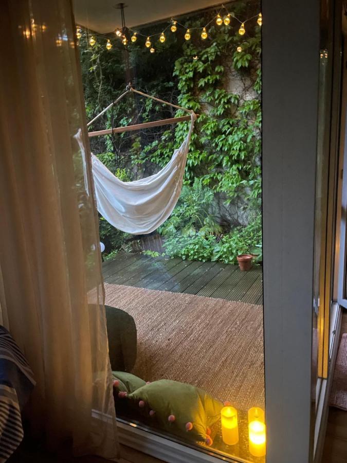 70M2 Romantic Living In The Old Town With Garden Bratislava Extérieur photo